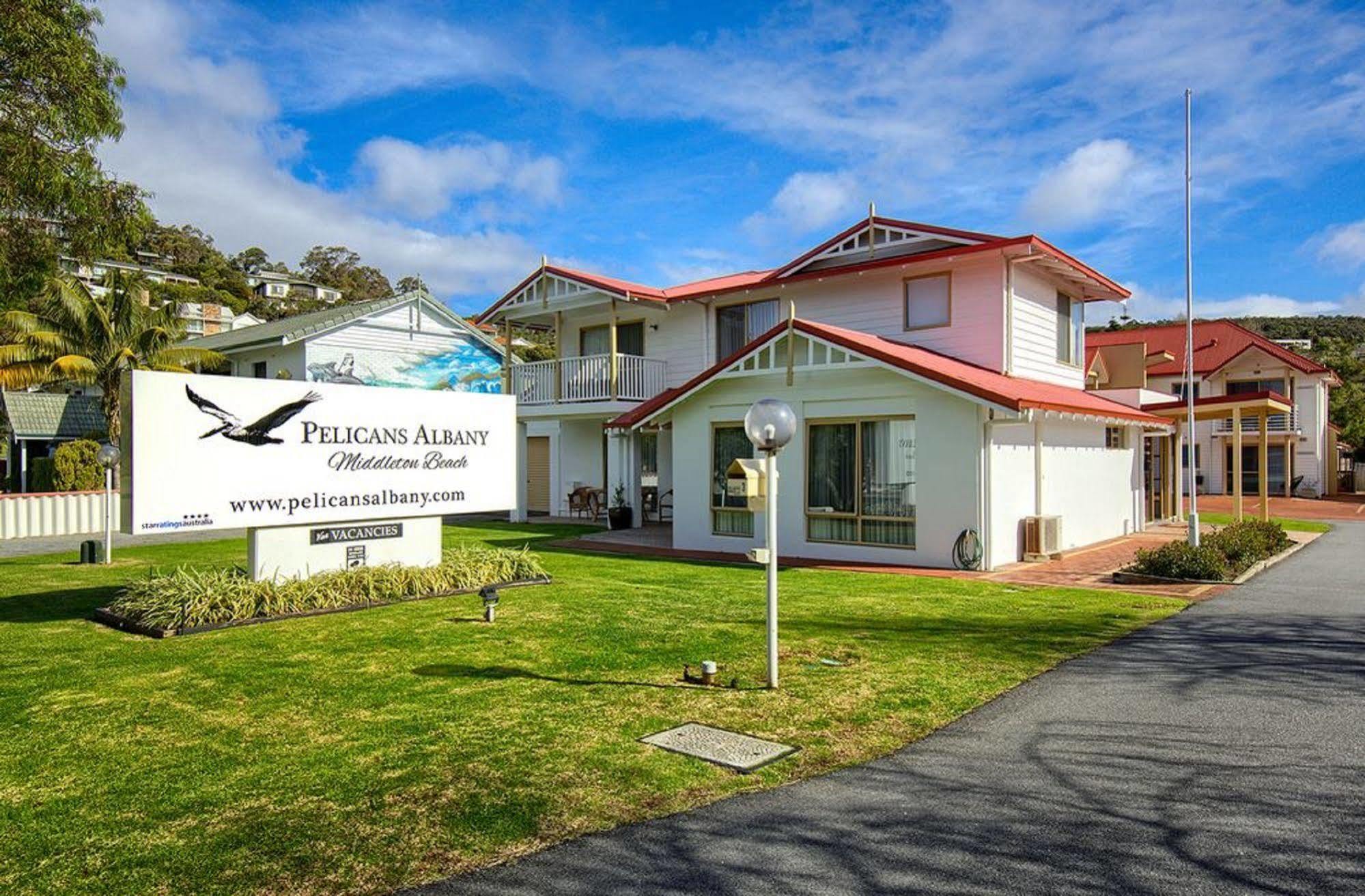 Pelicans Albany Middleton Beach Екстериор снимка